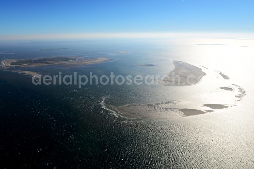 Aerial image Nigehörn - North Sea coastal region of the conservation reserve and bird sanctuary - island in Nigehoern in state of Hamburg