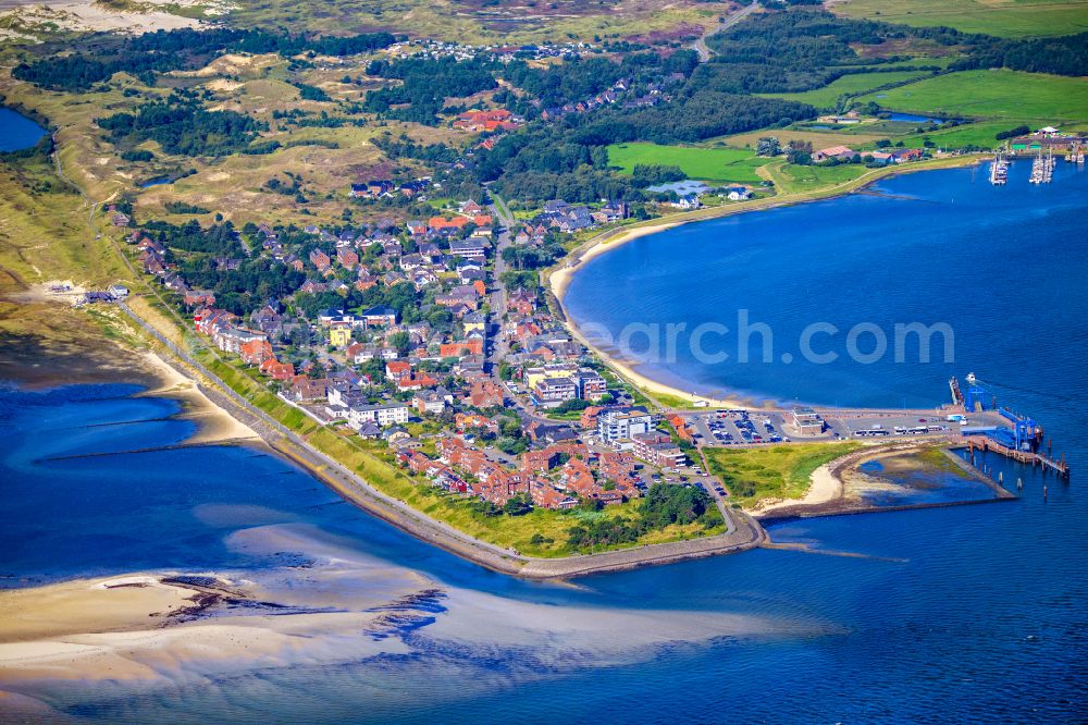 Wittdün auf Amrum from the bird's eye view: Coastal area of southern tip of the North Sea island Amrum and pier in the state Schleswig-Holstein