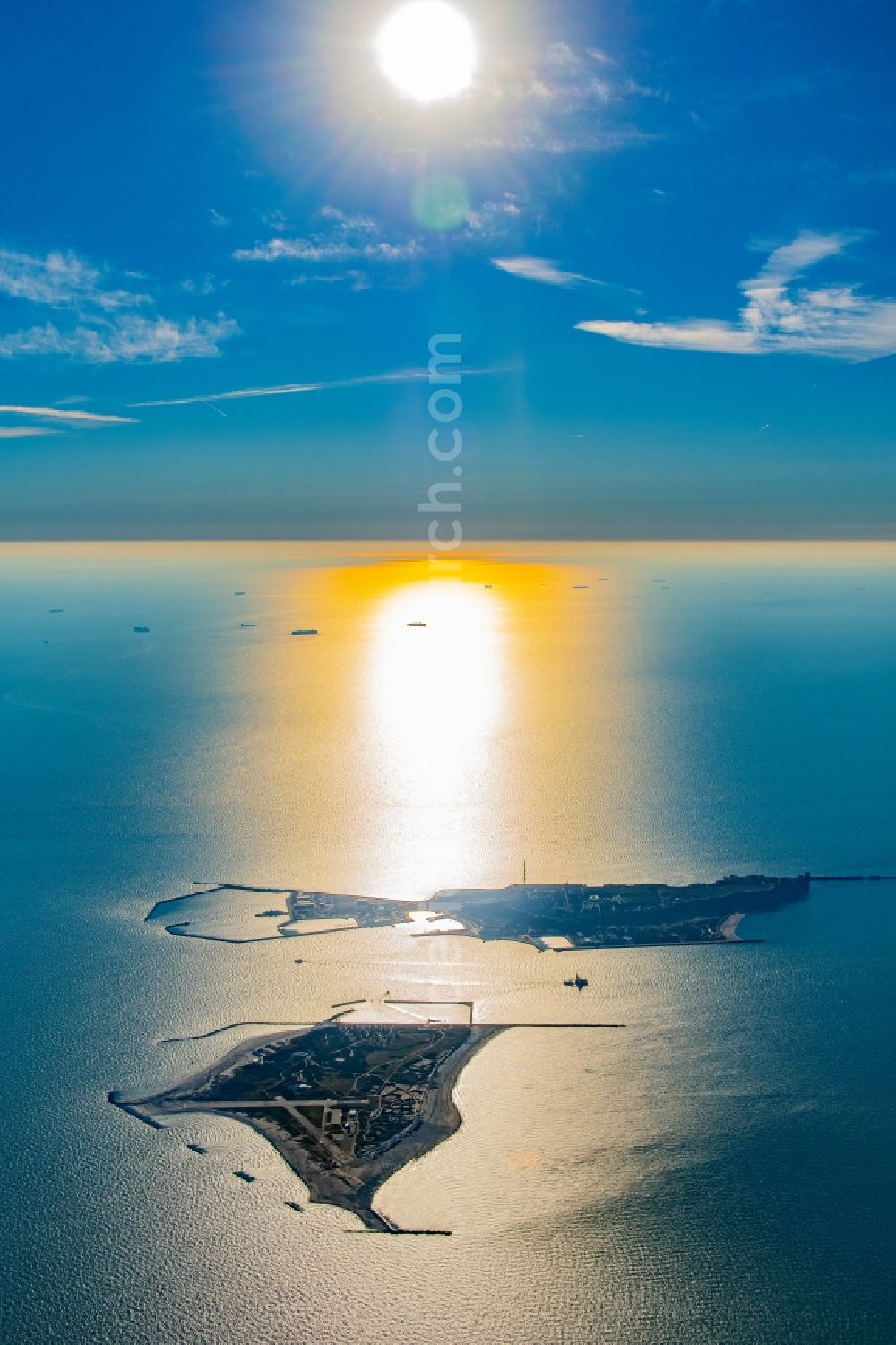 Aerial photograph Helgoland - Coastal area of the North Sea - Island Helgoland with the Lummen rock in the state Schleswig-Holstein