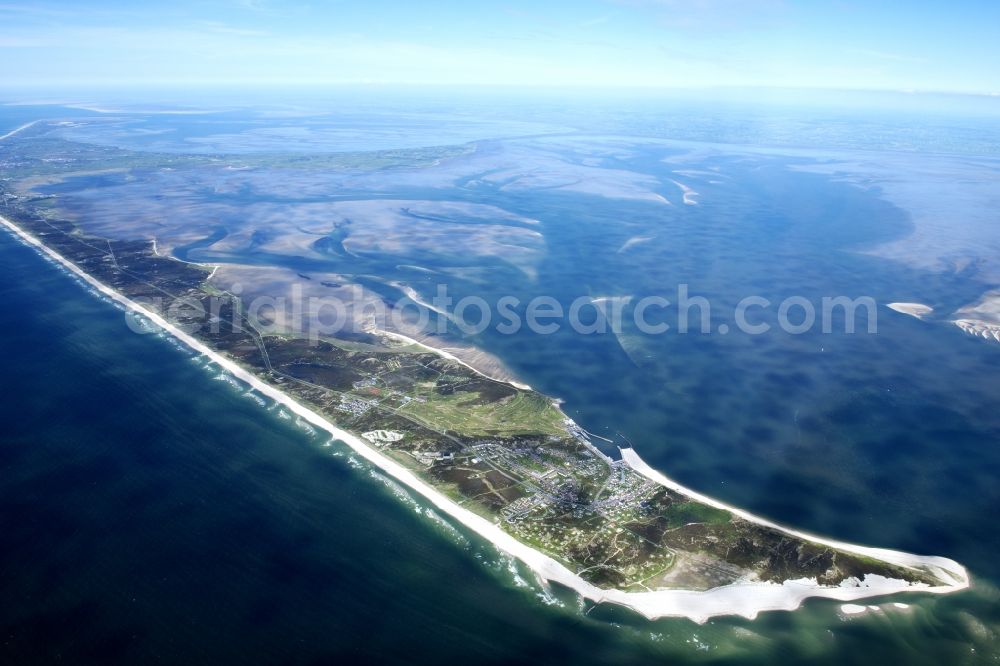 Hörnum (Sylt) from the bird's eye view: Coastal area of the Nordsee - Island in Hoernum (Sylt) in the state Schleswig-Holstein