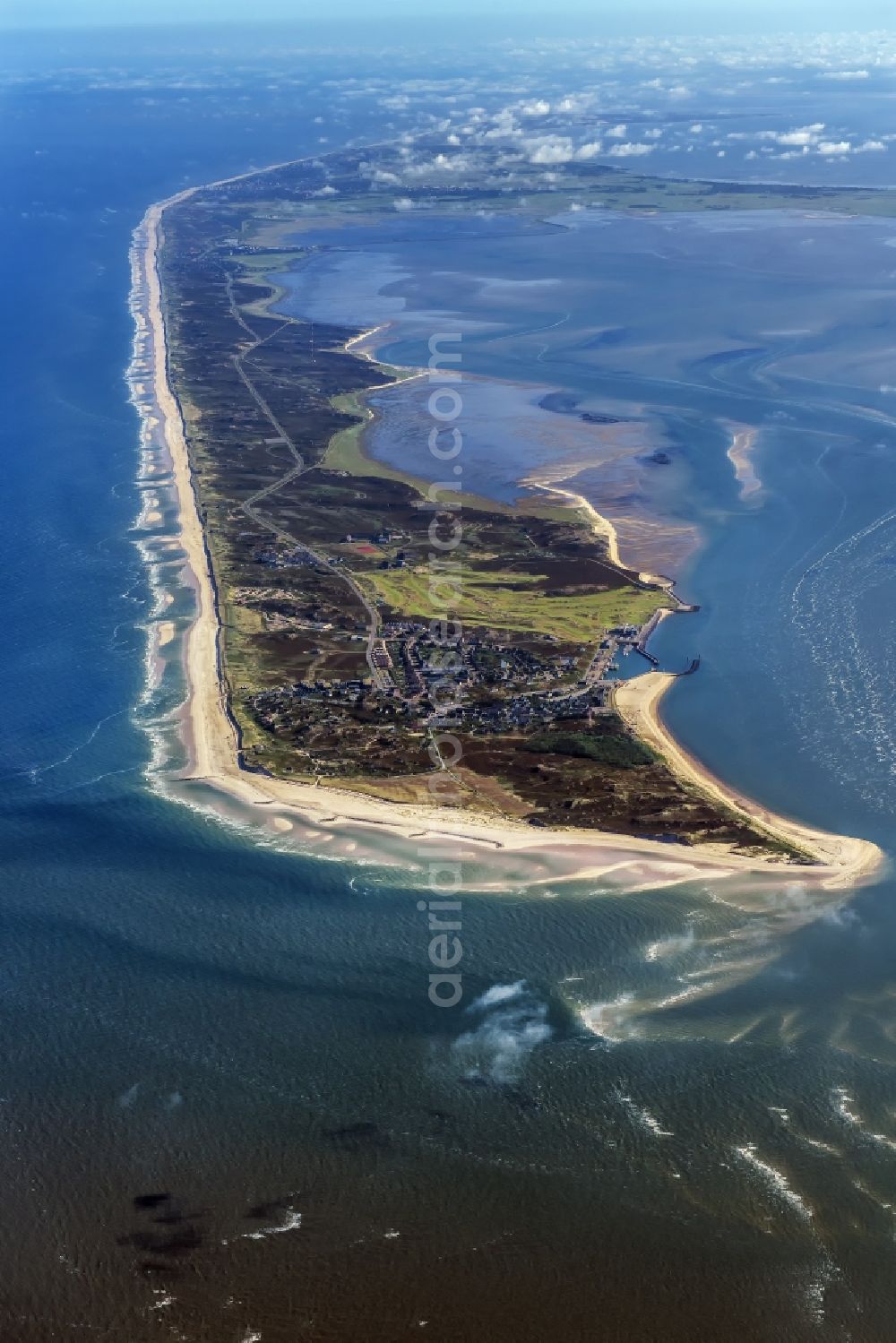 Hörnum (Sylt) from the bird's eye view: Coastal area of the Nordsee - Island in Hoernum (Sylt) in the state Schleswig-Holstein