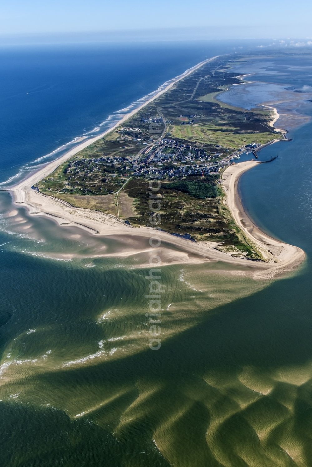 Hörnum (Sylt) from the bird's eye view: Coastal area of the Nordsee - Island in Hoernum (Sylt) in the state Schleswig-Holstein