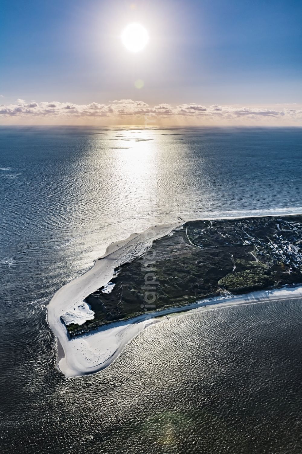 Hörnum (Sylt) from the bird's eye view: Coastal area of the Nordsee - Island in Hoernum (Sylt) in the state Schleswig-Holstein