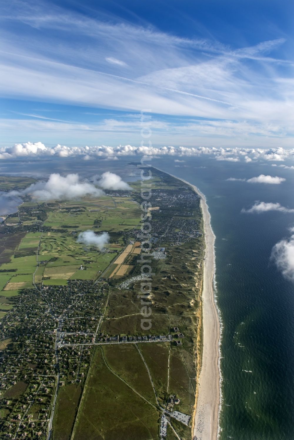 Aerial photograph Kampen (Sylt) - Coastal area of the North Sea - Island in Kampen (Sylt) in the state Schleswig-Holstein