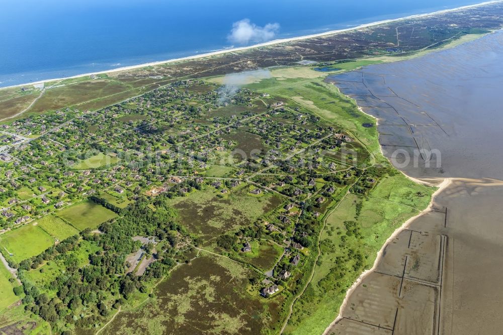 Kampen (Sylt) from the bird's eye view: Coastal area of the North Sea - Island in Kampen (Sylt) in the state Schleswig-Holstein