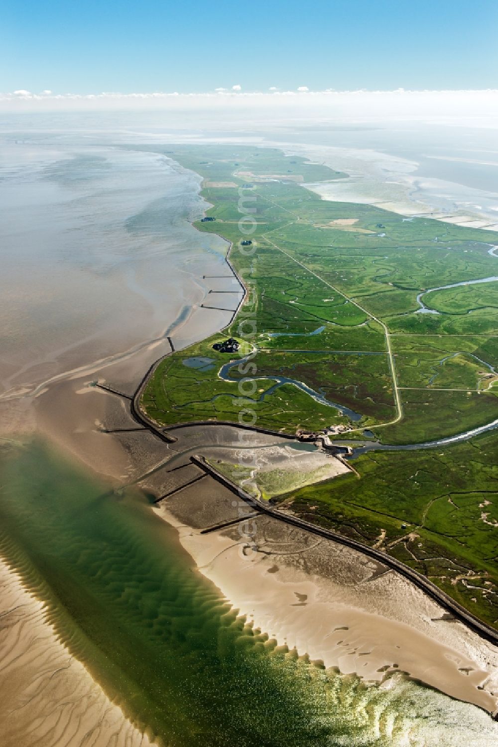 Aerial photograph Langeneß - Coastal area of the North Sea- Island in Langeness in the state Schleswig-Holstein