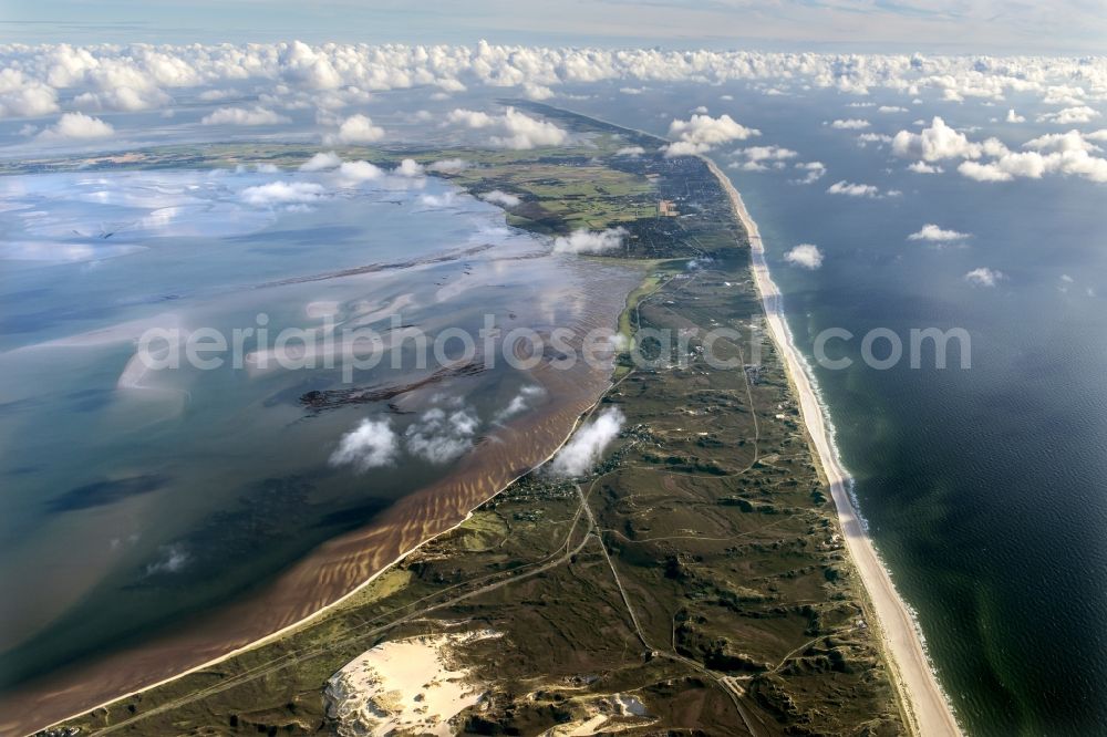 List from the bird's eye view: Coastal area of the North Sea - Island (Sylt) in List in the state Schleswig-Holstein