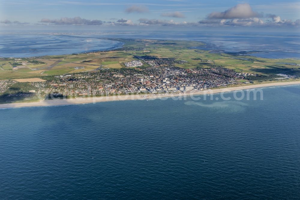 Sylt from the bird's eye view: Coastal area of the North Sea - Island in the district Westerland in Sylt in the state Schleswig-Holstein