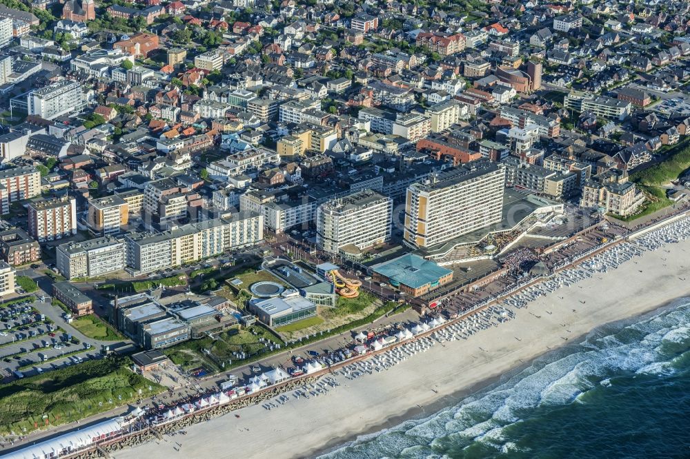 Sylt from the bird's eye view: Coastal area of the North Sea - Island in the district Westerland in Sylt in the state Schleswig-Holstein