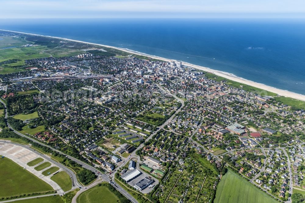 Sylt from the bird's eye view: Coastal area of the North Sea - Island in the district Westerland in Sylt in the state Schleswig-Holstein