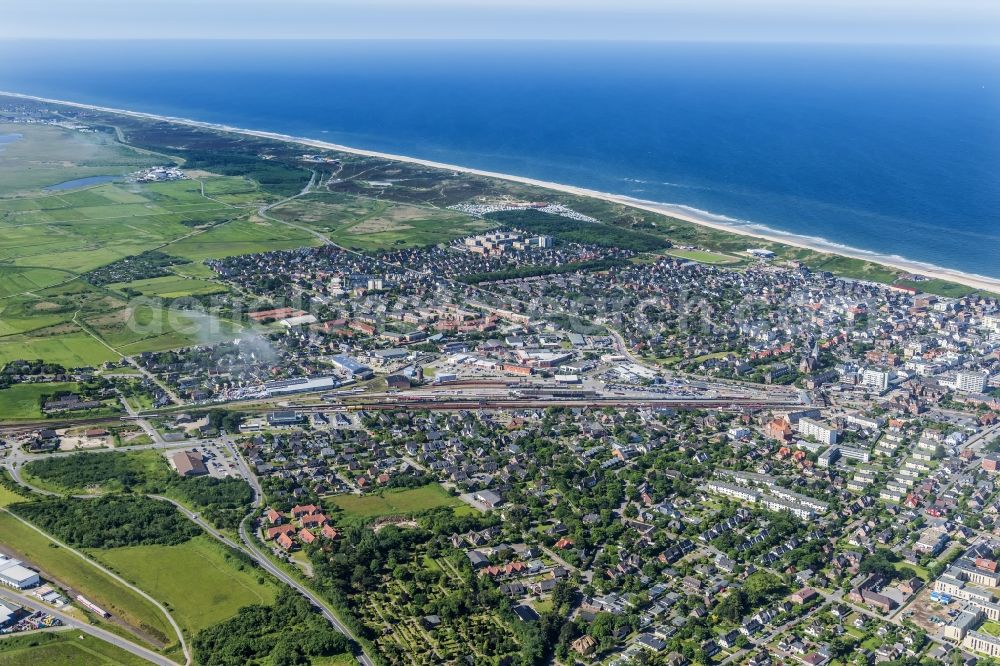 Sylt from above - Coastal area of the North Sea - Island in the district Westerland in Sylt in the state Schleswig-Holstein