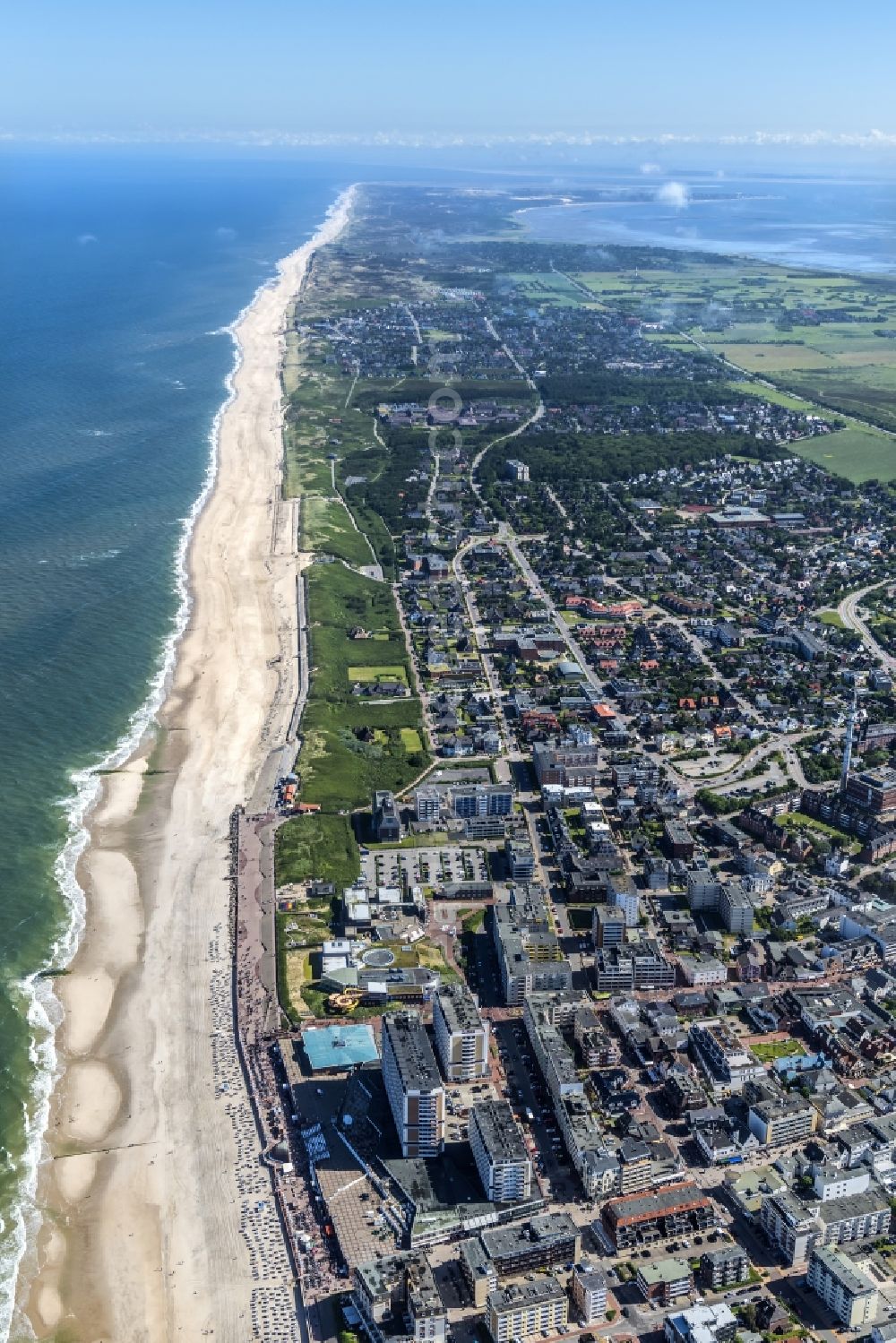 Sylt from above - Coastal area of the North Sea - Island in the district Westerland in Sylt in the state Schleswig-Holstein