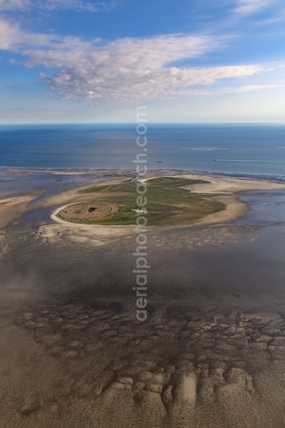 Aerial image Nigehörn - Coastal area of the North Sea - Island in Scharhoern in the state Hamburg