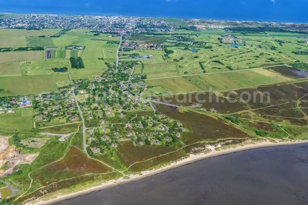 Wenningstedt-Braderup (Sylt) from above - Coastal area of the North Sea - Island in Wenningstedt-Braderup (Sylt) in the state Schleswig-Holstein