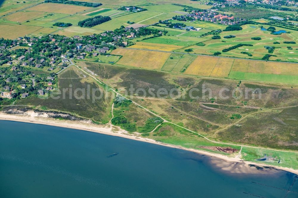 Aerial image Wenningstedt-Braderup (Sylt) - Coastal area of a??a??the North Sea - island in Wenningstedt-Braderup (Sylt) Braderupper Heide landscape in the state of Schleswig-Holstein