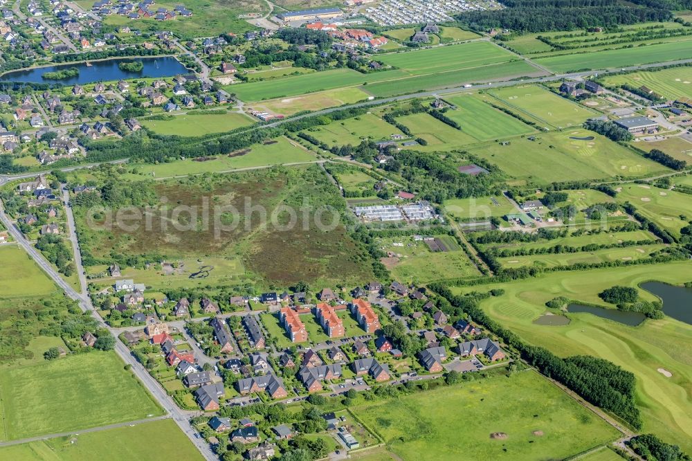 Aerial image Wenningstedt-Braderup (Sylt) - Coastal area of the North Sea - Island in Wenningstedt (Sylt) in the state Schleswig-Holstein