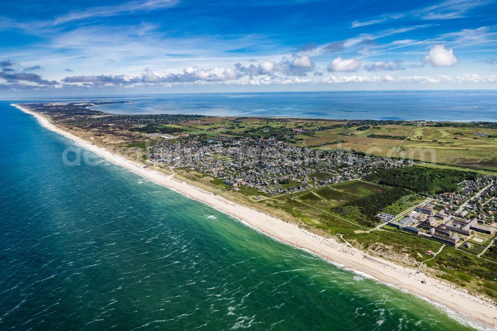 Wenningstedt (Sylt) from the bird's eye view: Coastal area of the North Sea - Island in Wenningstedt (Sylt) in the state Schleswig-Holstein