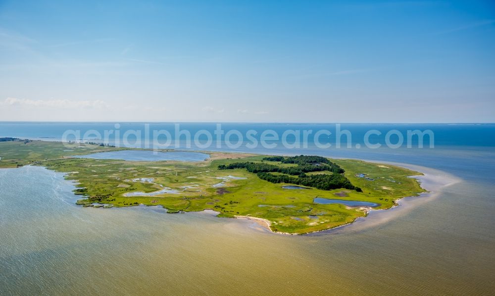 Kröslin from the bird's eye view: Coastal area of the Baltic Sea - Island in Kroeslin in the state Mecklenburg - Western Pomerania