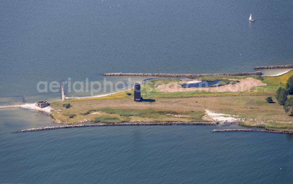 Kröslin from the bird's eye view: Coastal area of Baltic Sea - island Ruden in Kroeslin in the state Mecklenburg - Western Pomerania, Germany