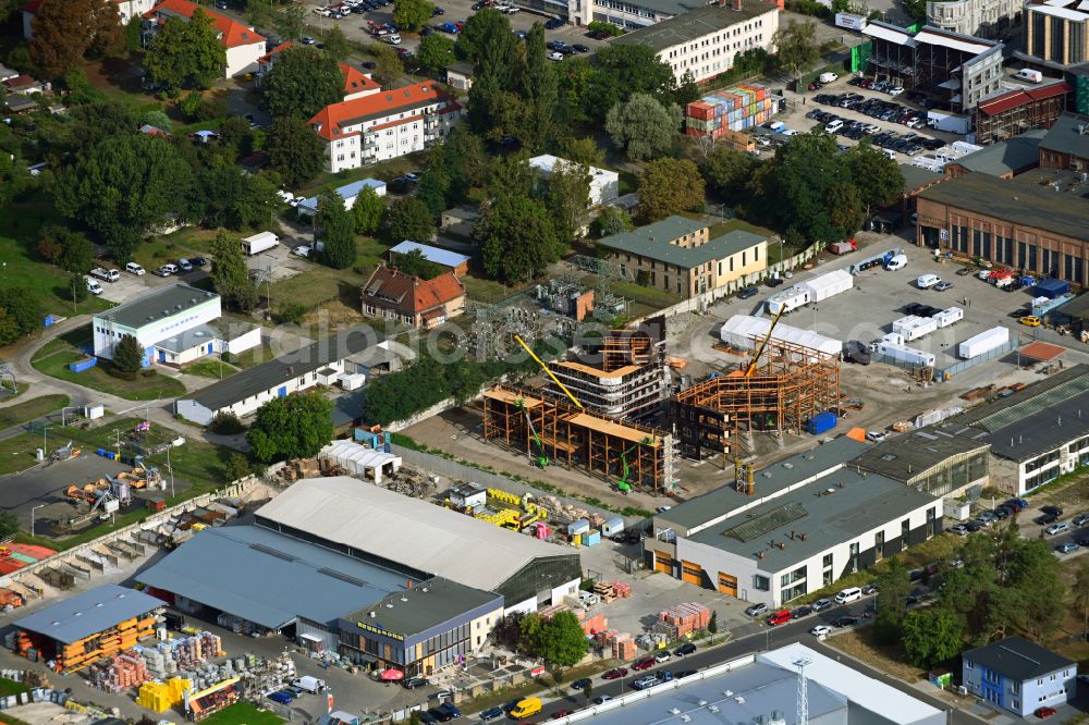 Aerial photograph Potsdam - House, facades and streets of the film scene Berliner Strasse on Ulmenstrasse in the district Babelsberg in Potsdam in the state Brandenburg, Germany