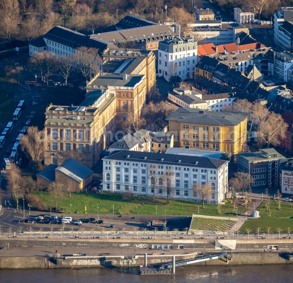 Aerial photograph Düsseldorf - Cultural and artistic center in the Academy Building Kunstakademie Duesseldorf on Eiskellerstrasse in the district Zentrum in Duesseldorf in the state North Rhine-Westphalia, Germany