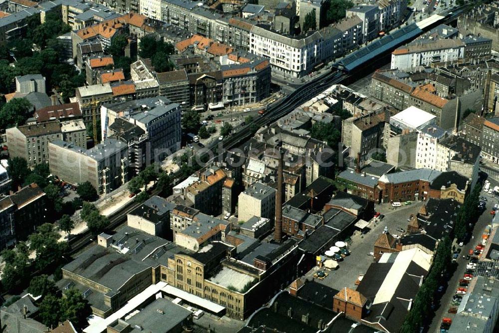 Berlin Prenzlauer-Berg from above - Kulturbrauerei im Prenzlauer Berg an der Schönhauser Allee