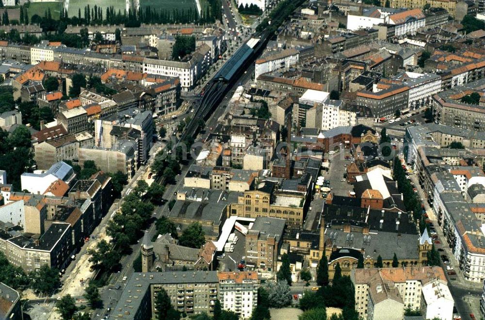 Aerial photograph Berlin Prenzlauer-Berg - Kulturbrauerei im Prenzlauer Berg an der Schönhauser Allee