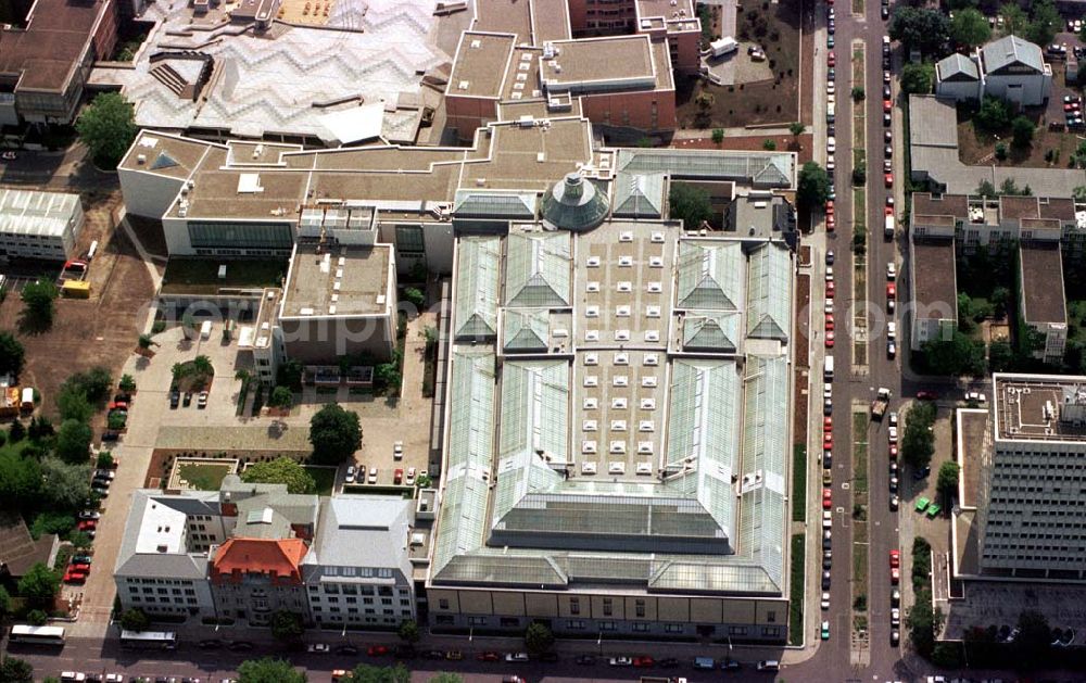 Berlin - Tiergarten from above - Kulturforum an der Potsdamer Straße in Berlin-Tiergarten (hinter dem Bereich Potsdamer Platz.