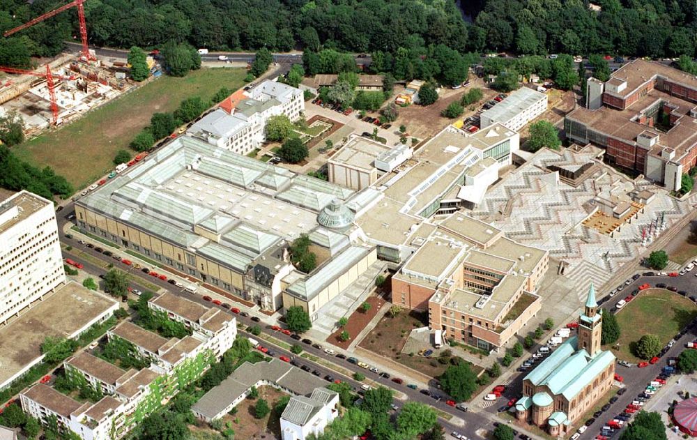 Berlin - Tiergarten from above - Kulturforum an der Potsdamer Straße in Berlin-Tiergarten (hinter dem Bereich Potsdamer Platz.