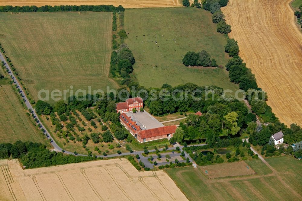 Oelde OT Stromberg from above - View of the Kulturgut Haus Nottbeck in the district of Stromberg in Oelde in the state of North Rhine-Westphalia