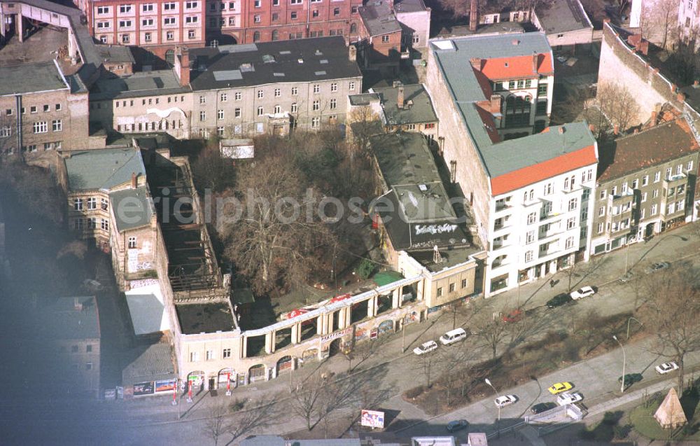 Aerial photograph Berlin - Prenzlauer Berg - Kulturhaus Pfefferberg an der Schönhauser Allee in Berlin.