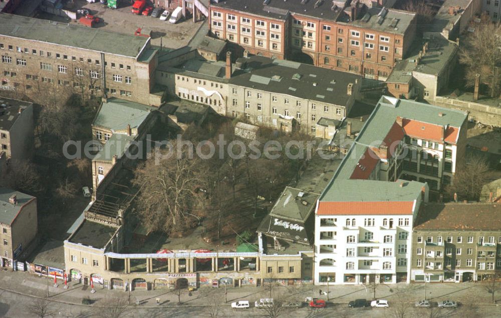 Berlin - Prenzlauer Berg from the bird's eye view: Kulturhaus Pfefferberg an der Schönhauser Allee in Berlin.