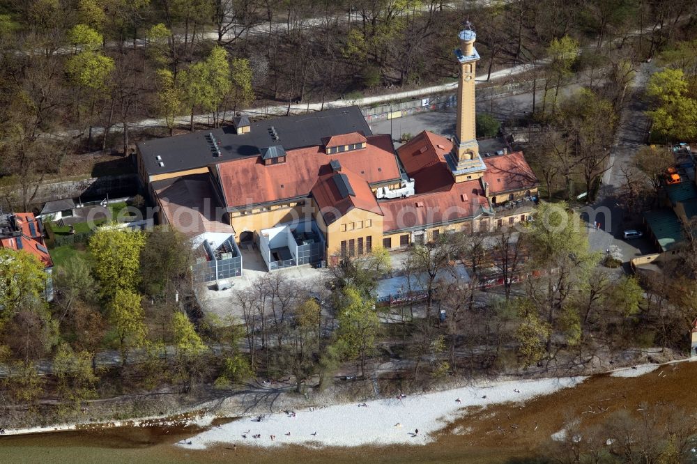 München from the bird's eye view: Building of the event hall Muffatwerk on Zellstrasse in the district Au-Haidhausen in Munich in the state Bavaria, Germany