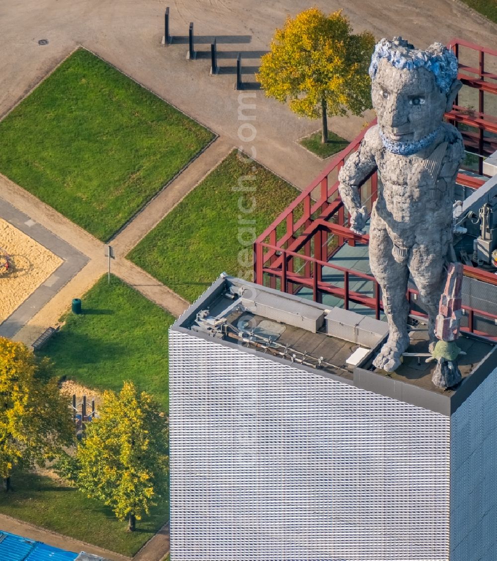 Aerial photograph Gelsenkirchen - HERCULES OF GELSENKIRCHEN on the observation tower on the Office building of the administrative and business center of Vivawest Wohnen GmbH, headquartered in Nordsternpark on the former Nordstern colliery in Gelsenkirchen in North Rhine-Westphalia