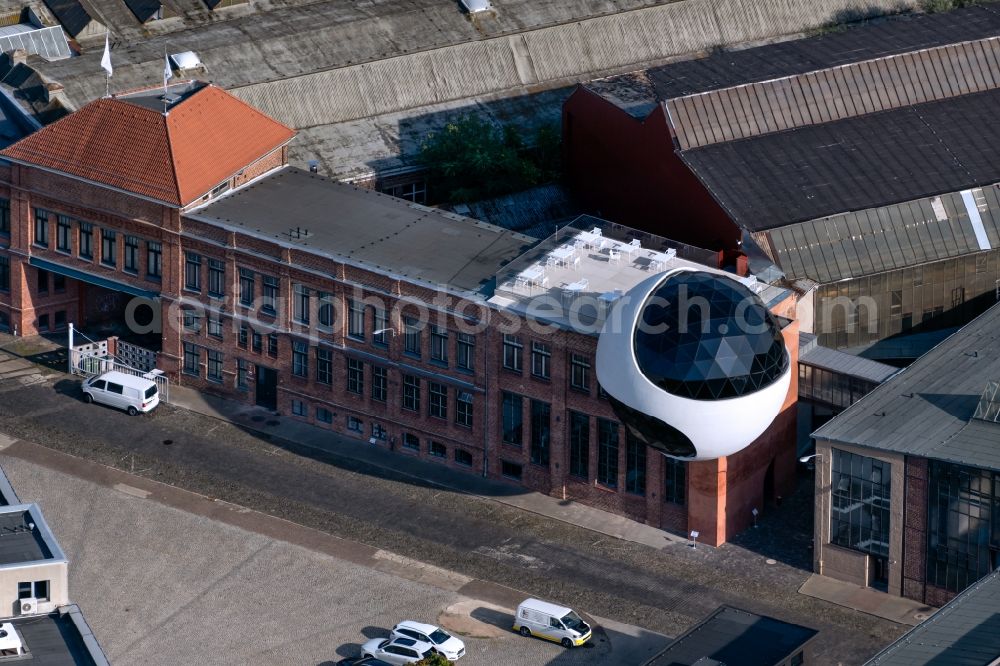 Aerial photograph Leipzig - Outdoor art- installation of the building with the Oscar Niemeyer Sphere - Techne Sphere Leipzig on Spinnereistrasse in Leipzig in the state Saxony, Germany