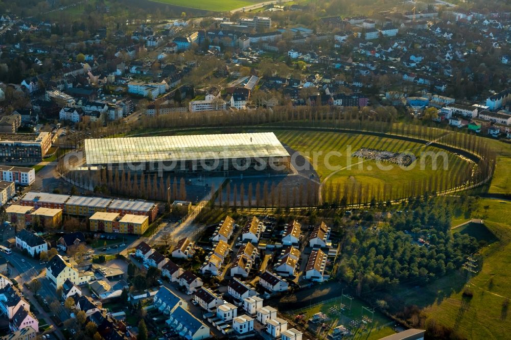 Aerial image Herne - Art and landscape installation debris field of Hermann Prigann north of Mont-Cenis Academy in Herne in the state of North Rhine-Westphalia