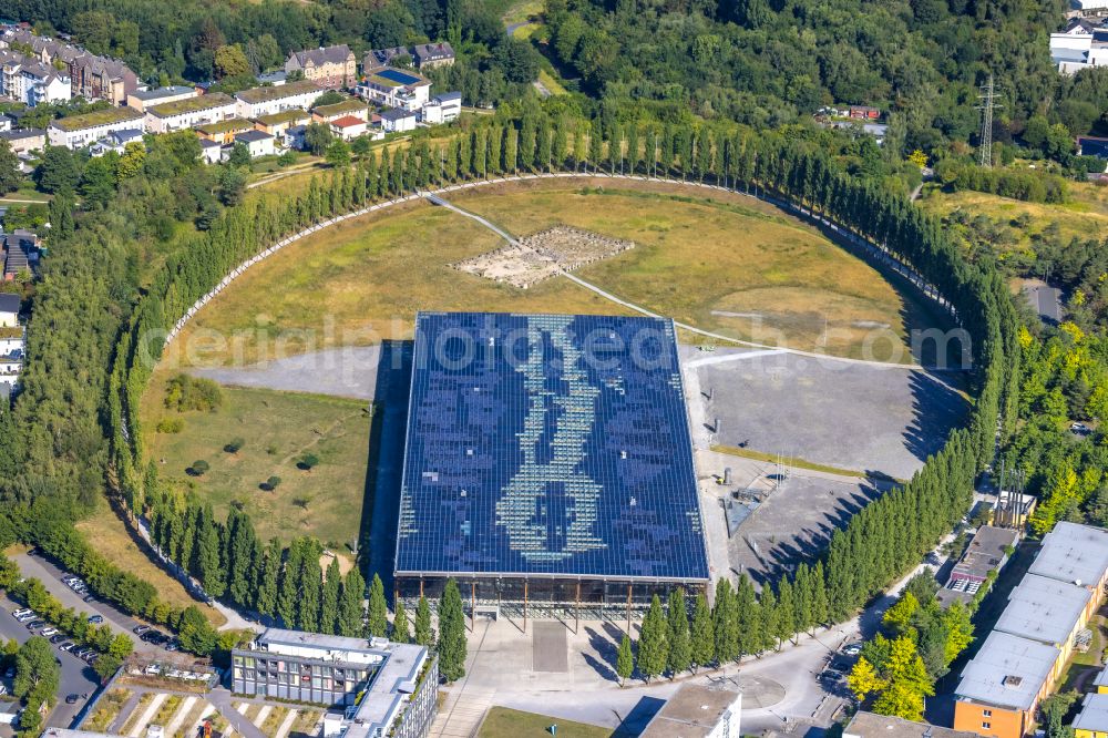 Aerial image Herne - Art and landscape installation debris field of Hermann Prigann north of Mont-Cenis Academy in Herne at Ruhrgebiet in the state of North Rhine-Westphalia