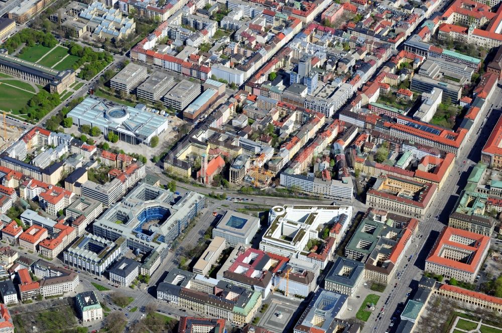 München from the bird's eye view: View of the Kunstareal in Munich in the state Bavaria