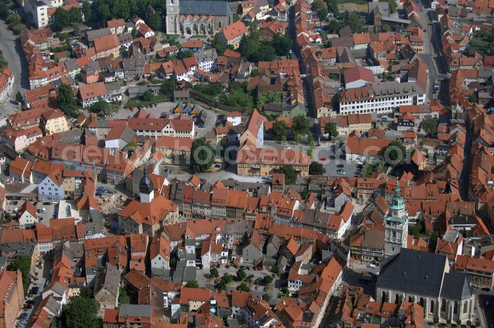 Bad Langensalza from the bird's eye view: Blick auf die Kurstadt Bad Langensalza in Thüringen. Bad Langensalza ist die zweitgrößte Stadt im Unstrut–Hainich–Kreis und liegt an der Salza – einem kleinen Flüsschen, welches in die Unstrut mündet. Kontakt: Stadtverwaltung Bad Langensalza, Marktstraße 1, 99947 Bad Langensalza, Tel. +49(0)3603 85 90, Fax +49(0)3603 85 91 00; Postanschrift: Postfach 1252; 99942 Bad Langensalza; Kontakt Touristinfo: Touristeninformation Bad Langensalza, Bei der Marktkirche 11, 99947 Bad Langensalza, Tel. +49(0)3603 83442 4, Fax +49(0)3603 83442 1, Email: gaesteinfo@thueringen-kur.de