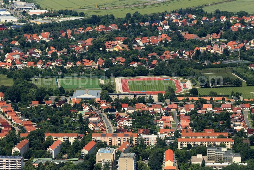 Aerial image Sömmerda - At the Fichtestrasse from Soemmerda in Thuringia is the Kurt Neubert Sports Park. To the area of sports fields and sports facilities include a sports hall Unstrut Hall, the new athletics and football stadium and a synthetic pitch. The area is used by schools and clubs as a training and competition venue. So play and train here the FSV Soemmerda eV and the sports club Soemmerda eV