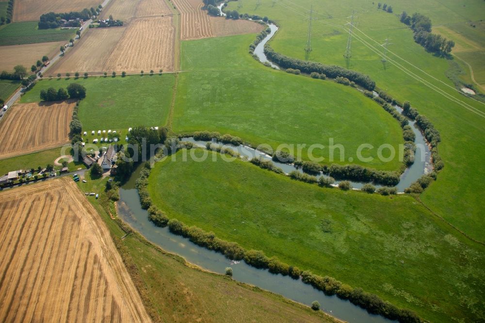 Aerial photograph Hamm - Curves in the course of the river the lip on the lip Meadows near Hamm in North Rhine-Westphalia