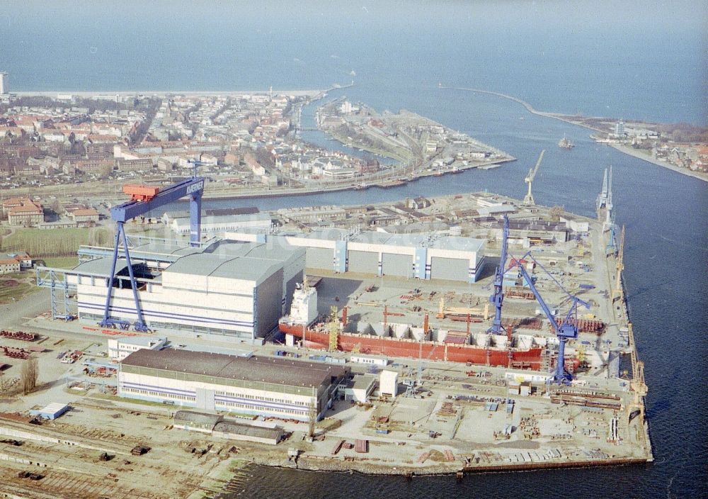 Rostock /Mecklenburg-Vorpommern from above - KVAERNER - Werft in Rostock.