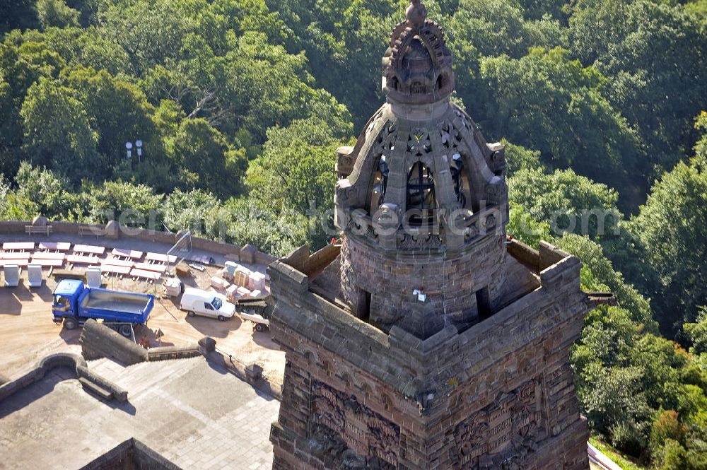 Aerial photograph Bad Frankenhausen - Blick auf das Kyffhäuserdenkmal in Bad Frankenhausen. Das Kyffhäuserdenkmal (auch Barbarossadenkmal oder Kaiser-Wilhelm-Denkmal) auf der Kuppe des Kyffhäuserberges wurde 1890 bis 1896 zu Ehren von Kaiser Wilhelm I. errichtet. Es ist das drittgrößte Denkmal Deutschlands. View of the Kyffhäuser monument in Bad Frankenhausen. The Kyffhäuser monument (also Barbarossa Monument or Kaiser-Wilhelm-monument) on the top of the Mount Kyffhäuser was built from 1890 to 1896 in honor of Kaiser Wilhelm I.. It is the third largest monument in Germany.