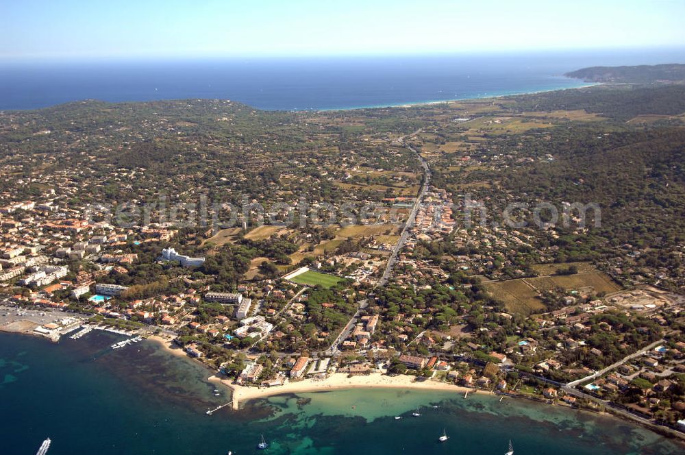 La Bouillabaisse from the bird's eye view: Blick auf La Bouillabaisse an der Cote d' Azur in Frankreich.