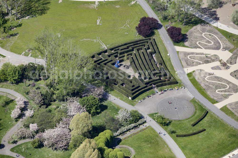 Berlin from the bird's eye view: Labyrinth - maze in the Gaerten der Welt park on the premises of the IGA 2017 in the district of Marzahn-Hellersdorf in Berlin. The heart of the International garden exibition will be the Gaerten der Welt - area