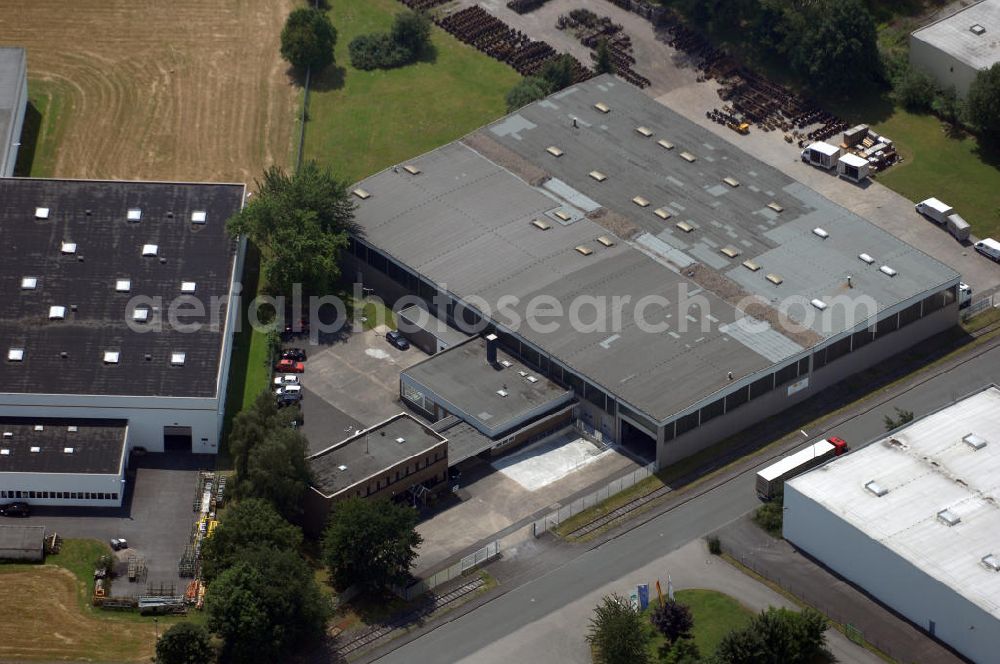 Aerial image Bönen - Lager- und Produktionshalle mit Bürogebäude im Industriegebiet. Der Komplex besteht auf 2 Lager- Produktionshallen mit jeweils ca. 2.500 m² Nutzfläche, Bürotrackt mit ca. 600 m² Nutzfläche, Sozialräume und Garagen. Adresse: Rudolf-Diesel-Str. 10, 59199 Bönen; Vermietung / Verwaltung: Unternehmensgruppe Markus Gerold, An der Vaerstbrücke 1, 59425 Unna, Tel. +49(0)2303 25036-26, Fax +49(0)2303 25036-27, E-Mail: info@markus-gerold.de