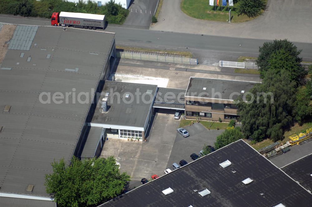 Bönen from above - Lager- und Produktionshalle mit Bürogebäude im Industriegebiet. Der Komplex besteht auf 2 Lager- Produktionshallen mit jeweils ca. 2.500 m² Nutzfläche, Bürotrackt mit ca. 600 m² Nutzfläche, Sozialräume und Garagen. Adresse: Rudolf-Diesel-Str. 10, 59199 Bönen; Vermietung / Verwaltung: Unternehmensgruppe Markus Gerold, An der Vaerstbrücke 1, 59425 Unna, Tel. +49(0)2303 25036-26, Fax +49(0)2303 25036-27, E-Mail: info@markus-gerold.de