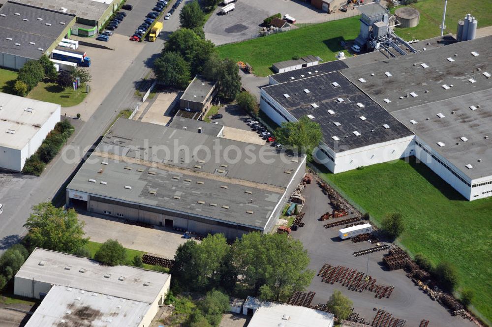 Aerial image Bönen - Produktionshalle und Lagerhalle mit Büroräumen an der Rudolf-Diesel-Straße 10 in Bönen in Nordrhein-Westfalen / North Rhine-Westphalia. Ein Projekt der Unternehmensgruppe Markus Gerold. Mieter ist die ETS Ersatz-Teile Schienenfahrzeuge GmbH.