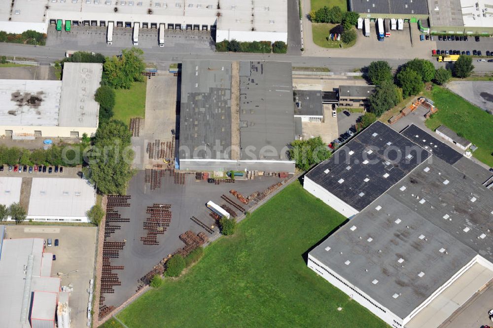 Bönen from the bird's eye view: Produktionshalle und Lagerhalle mit Büroräumen an der Rudolf-Diesel-Straße 10 in Bönen in Nordrhein-Westfalen / North Rhine-Westphalia. Ein Projekt der Unternehmensgruppe Markus Gerold. Mieter ist die ETS Ersatz-Teile Schienenfahrzeuge GmbH.