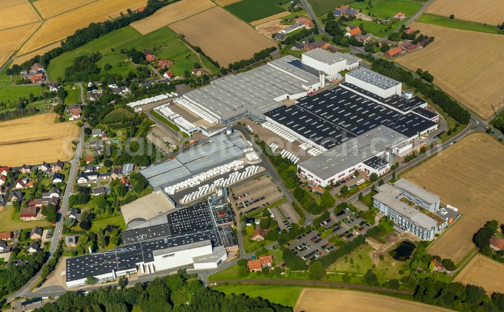 Aerial image Rödinghausen - Bearing surface and sales area of Haecker Kuechen GmbH & Co. KG in the industrial area in Roedinghausen in the state North Rhine-Westphalia